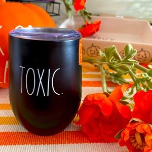 🎃👻RAE DUNN Toxic Insulated steel Wine Glass🎃👻